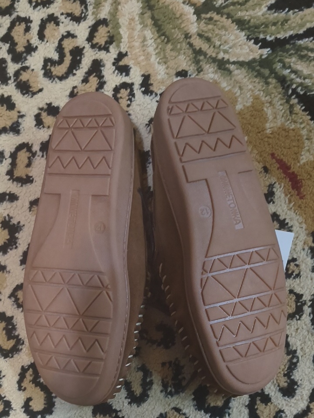 Men's Minnetonka Tory Tonkin Whiskeu Moccasin Slippers. 12m - Picture 3 of 3